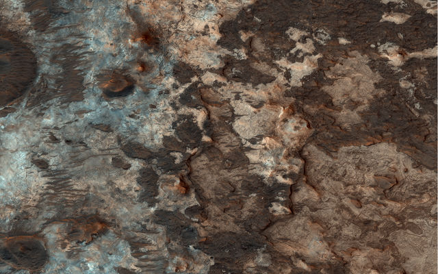 Mawrth Vallis: A Mysterious Water Source