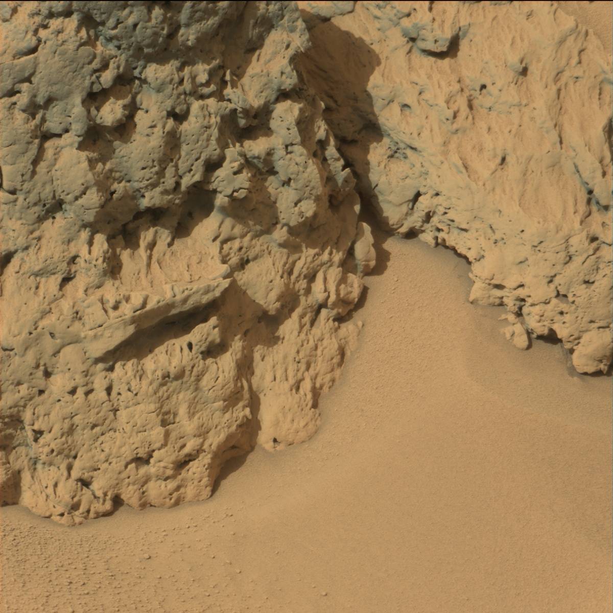 Nasa's Mars rover Curiosity acquired this image using its Mast Camera (Mastcam) on Sol 76
