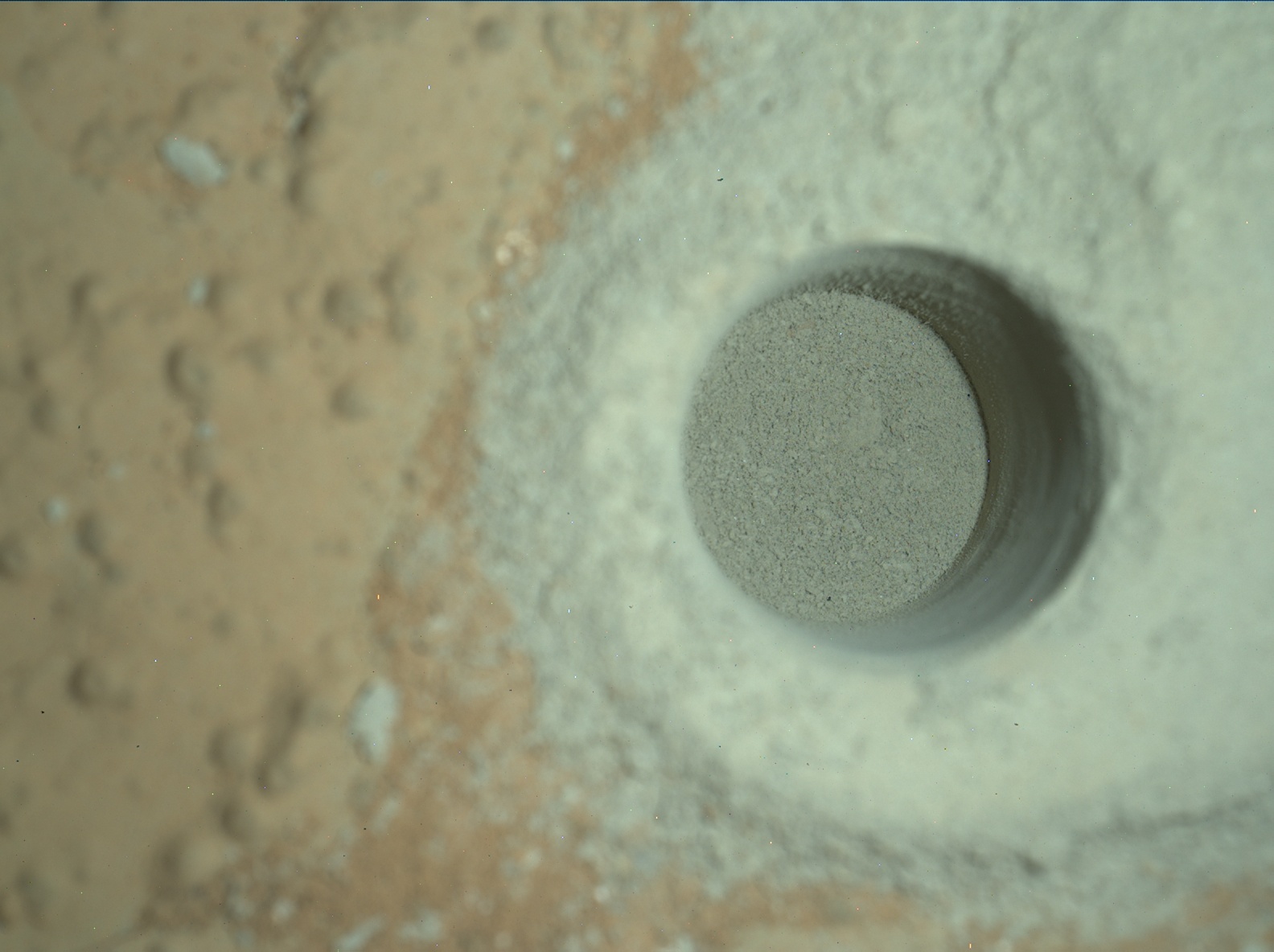 Nasa's Mars rover Curiosity acquired this image using its Mars Hand Lens Imager (MAHLI) on Sol 292