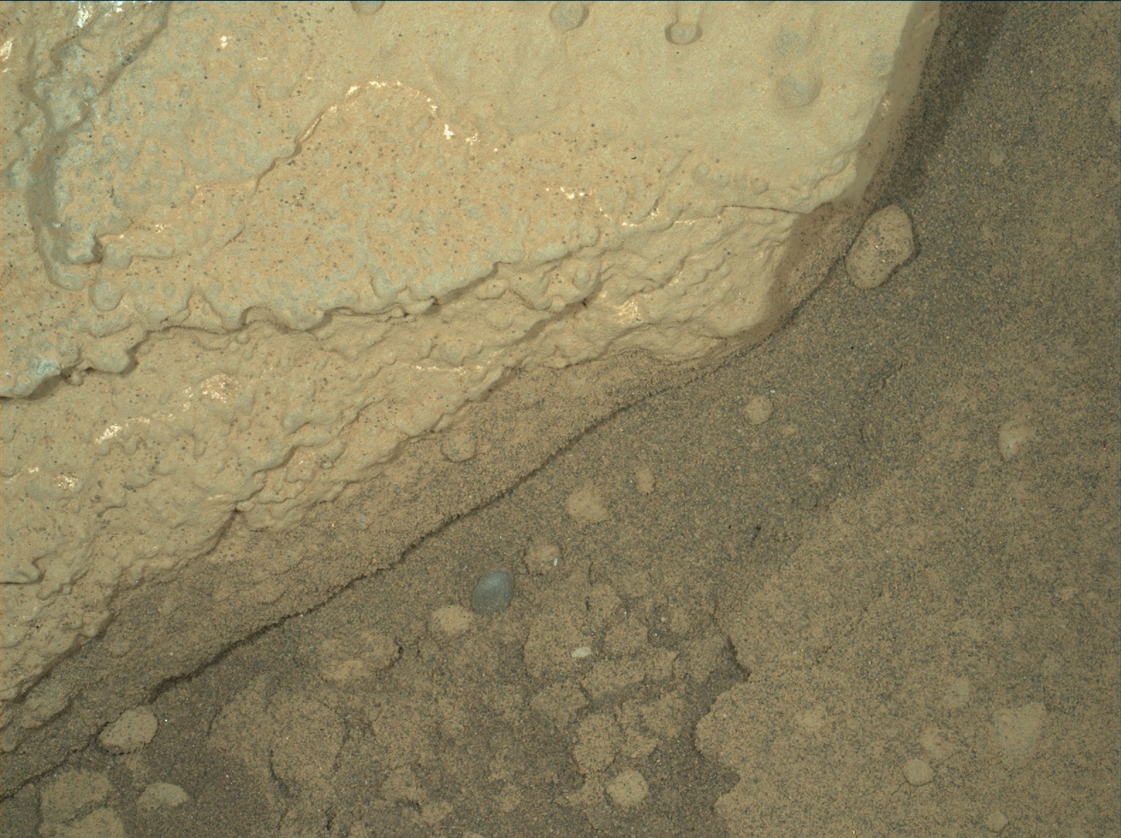 Nasa's Mars rover Curiosity acquired this image using its Mars Hand Lens Imager (MAHLI) on Sol 293