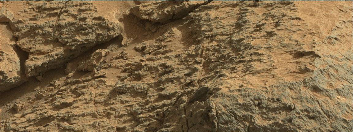 Nasa's Mars rover Curiosity acquired this image using its Mast Camera (Mastcam) on Sol 303