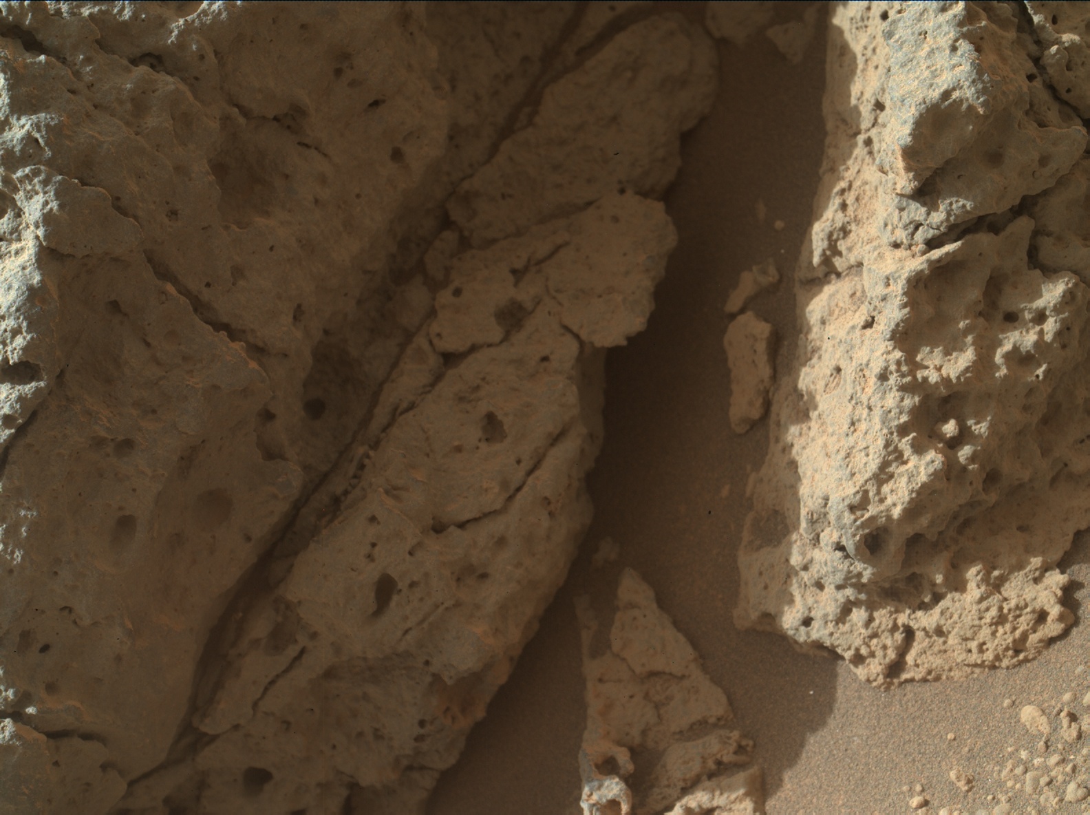 Nasa's Mars rover Curiosity acquired this image using its Mars Hand Lens Imager (MAHLI) on Sol 303