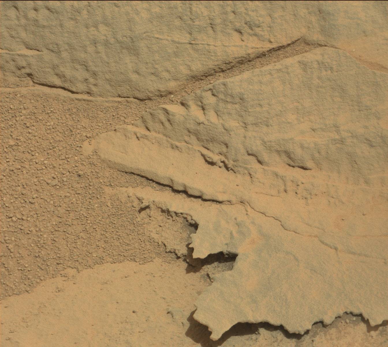 Nasa's Mars rover Curiosity acquired this image using its Mast Camera (Mastcam) on Sol 318