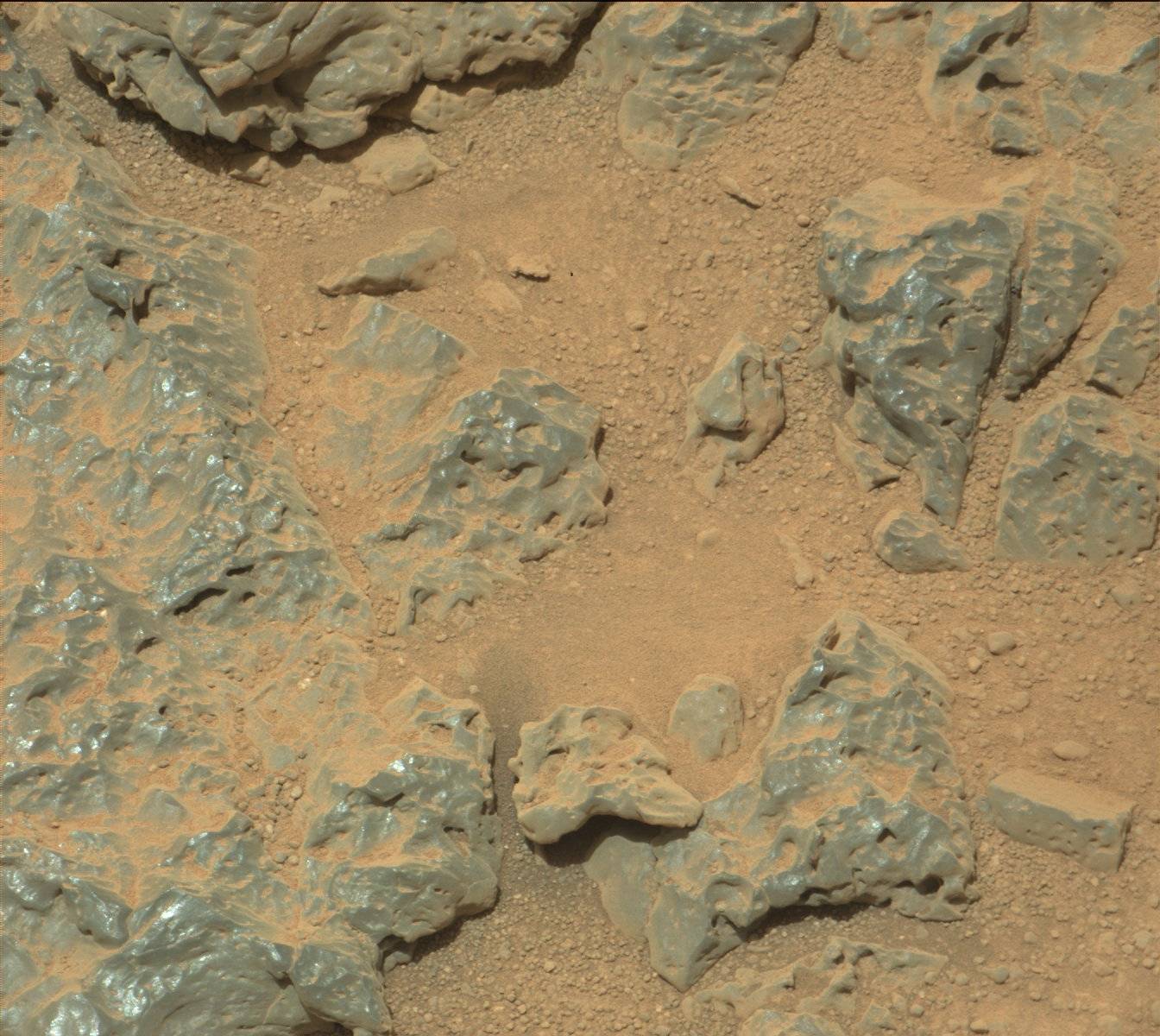 Nasa's Mars rover Curiosity acquired this image using its Mast Camera (Mastcam) on Sol 324
