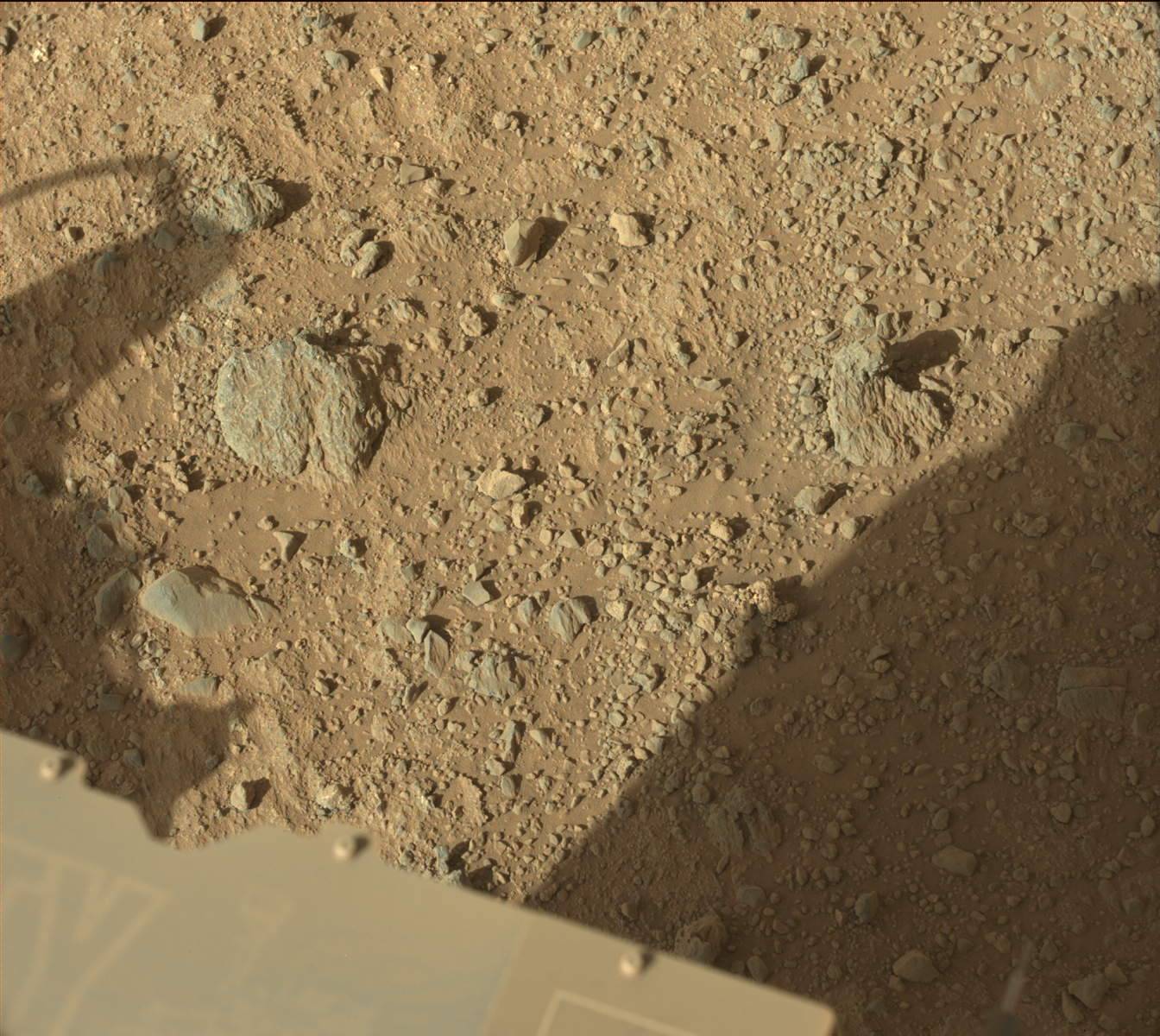Nasa's Mars rover Curiosity acquired this image using its Mast Camera (Mastcam) on Sol 587