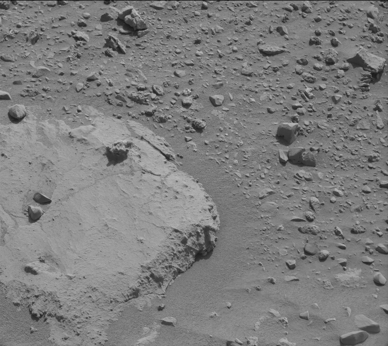 Nasa's Mars rover Curiosity acquired this image using its Mast Camera (Mastcam) on Sol 688