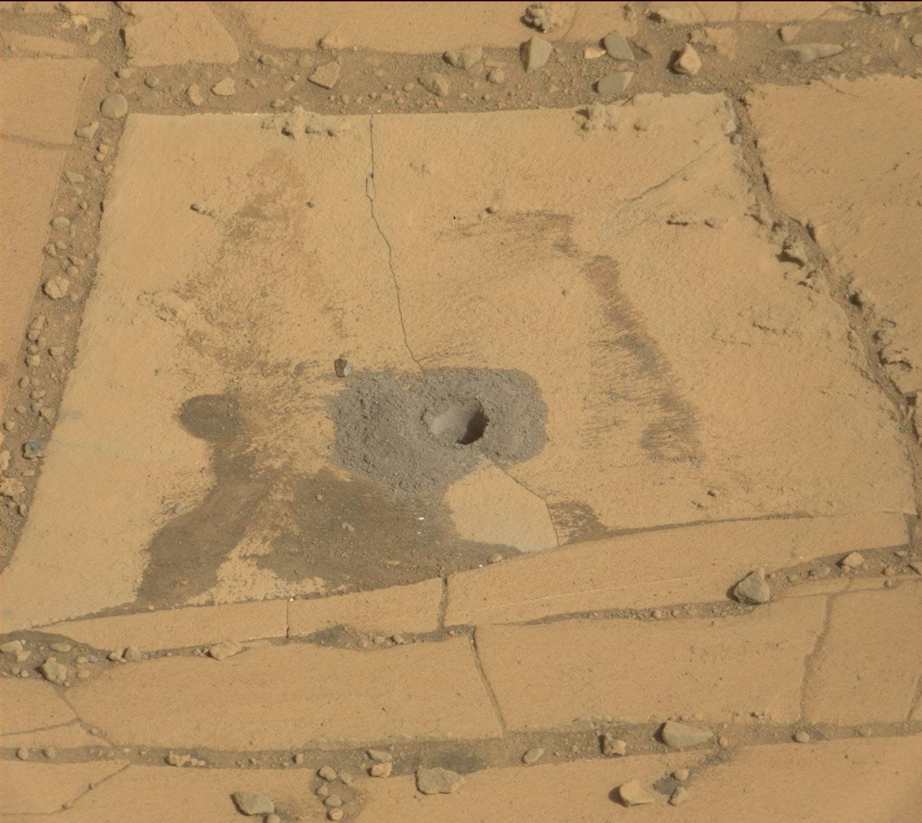 Nasa's Mars rover Curiosity acquired this image using its Mast Camera (Mastcam) on Sol 756