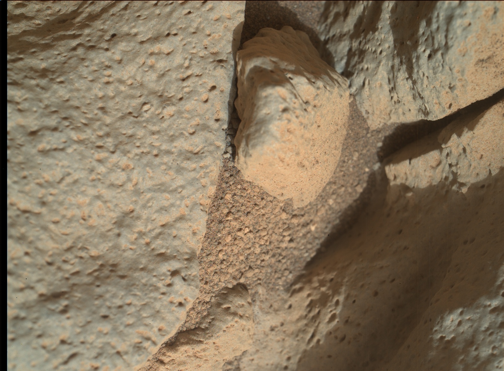 Nasa's Mars rover Curiosity acquired this image using its Mars Hand Lens Imager (MAHLI) on Sol 814