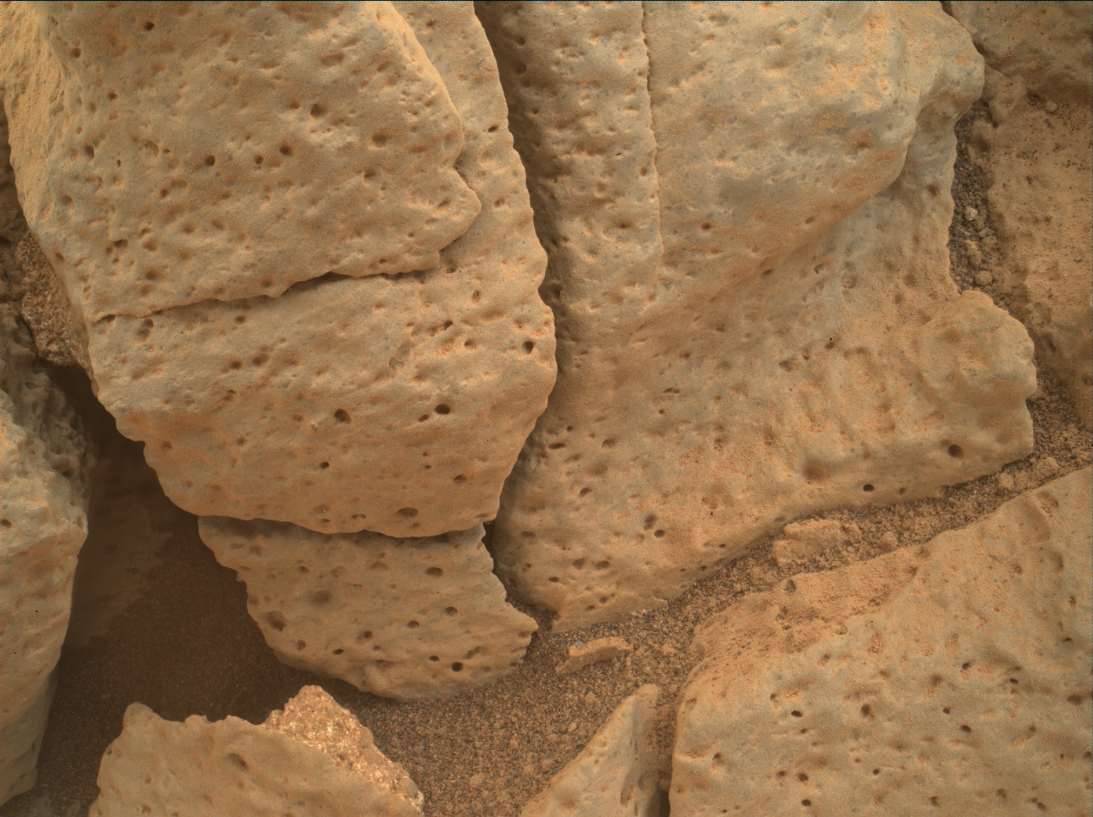 Nasa's Mars rover Curiosity acquired this image using its Mars Hand Lens Imager (MAHLI) on Sol 853