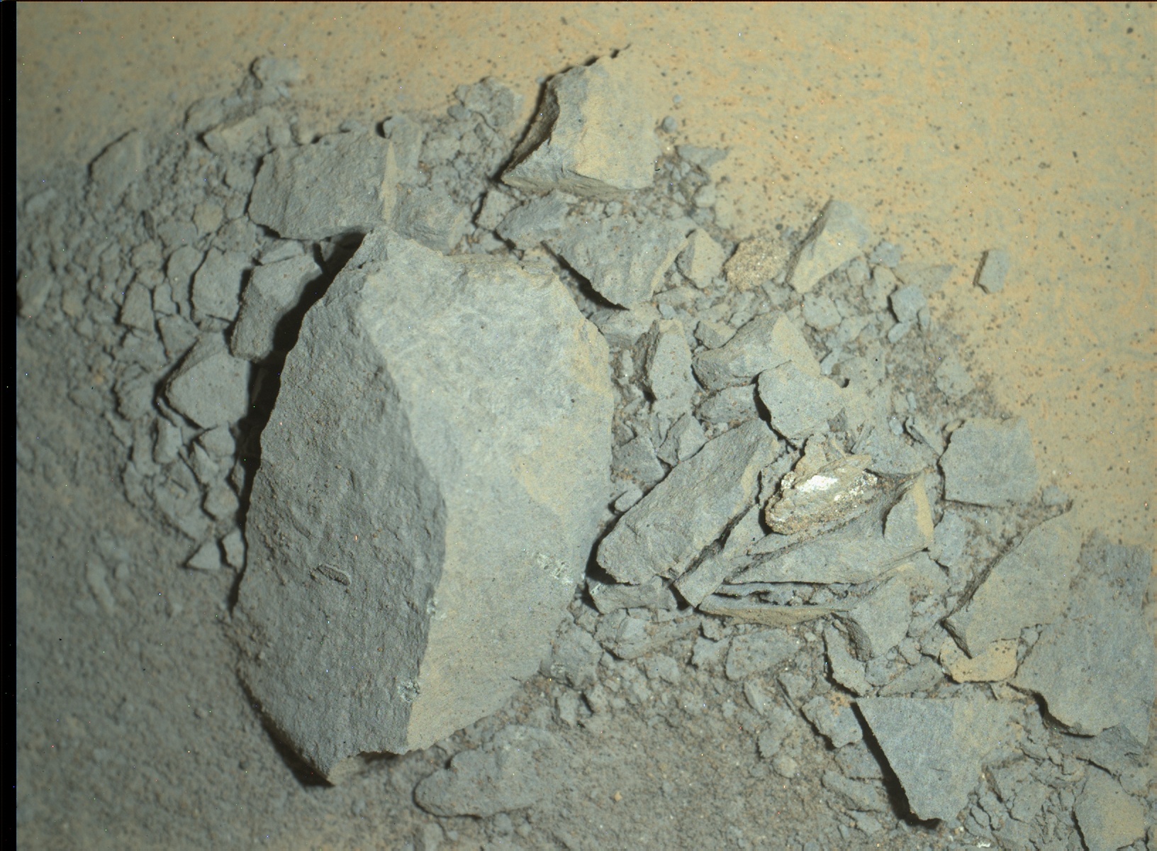 Nasa's Mars rover Curiosity acquired this image using its Mars Hand Lens Imager (MAHLI) on Sol 880