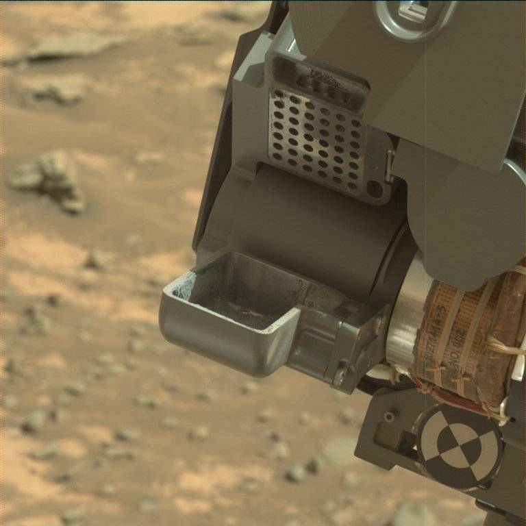 Nasa's Mars rover Curiosity acquired this image using its Mast Camera (Mastcam) on Sol 922