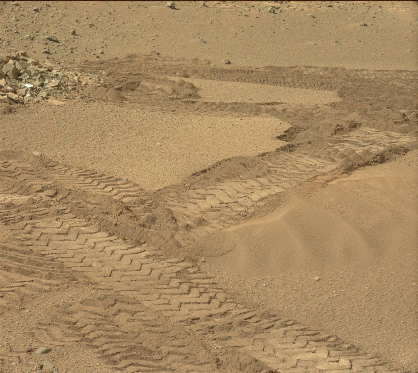 Nasa's Mars rover Curiosity acquired this image using its Mast Camera (Mastcam) on Sol 928