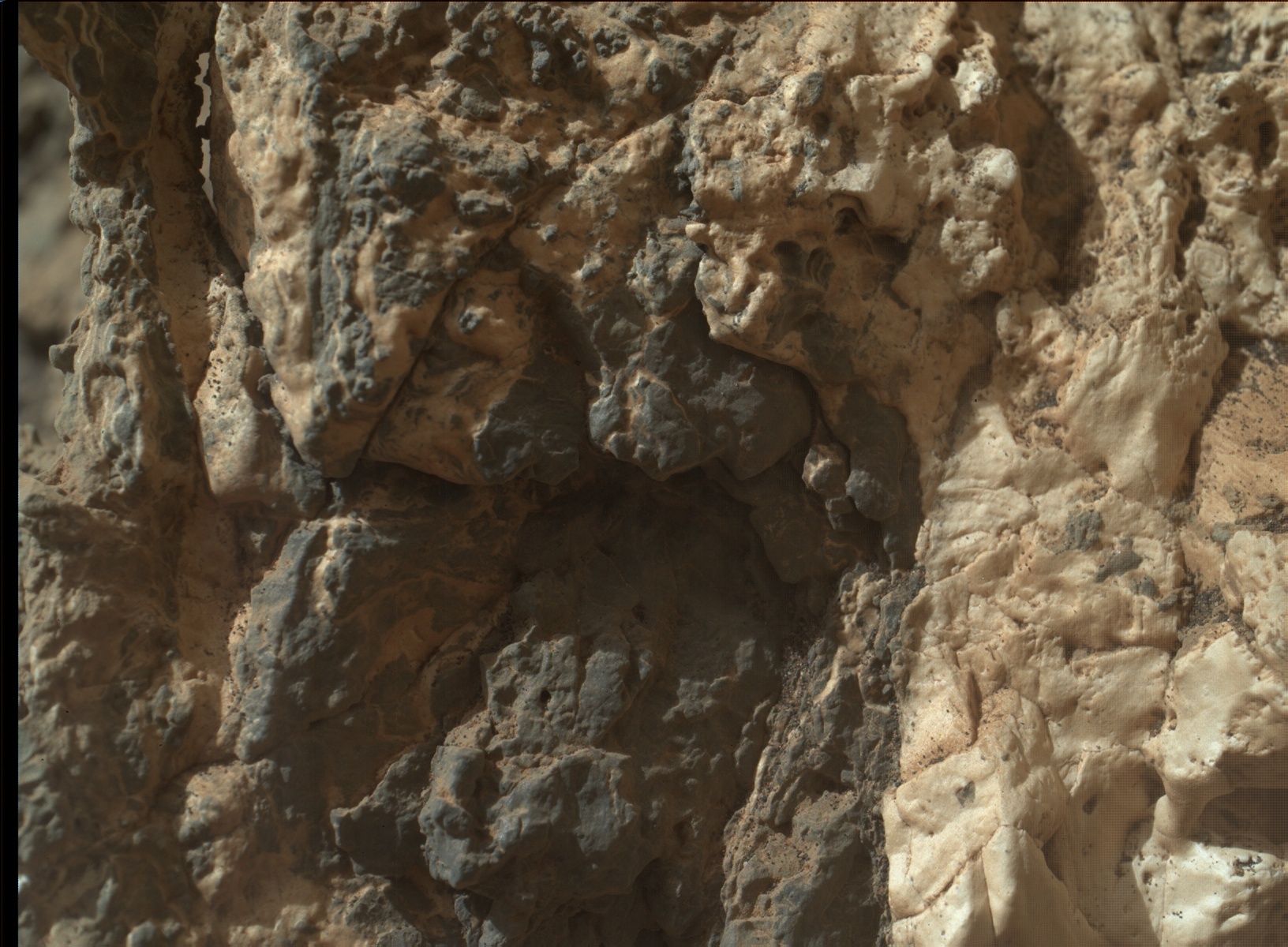 Nasa's Mars rover Curiosity acquired this image using its Mars Hand Lens Imager (MAHLI) on Sol 938
