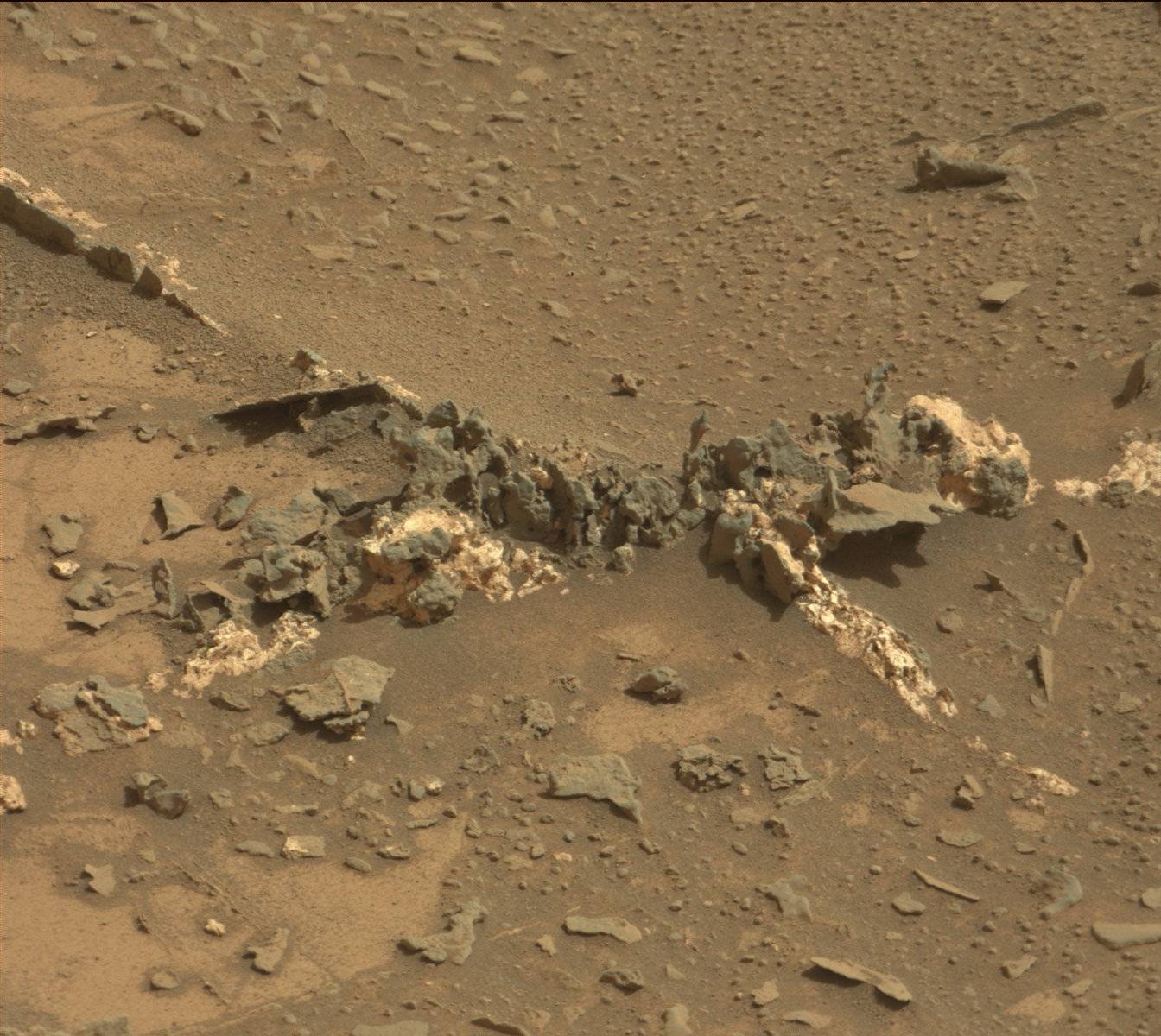 Nasa's Mars rover Curiosity acquired this image using its Mast Camera (Mastcam) on Sol 948