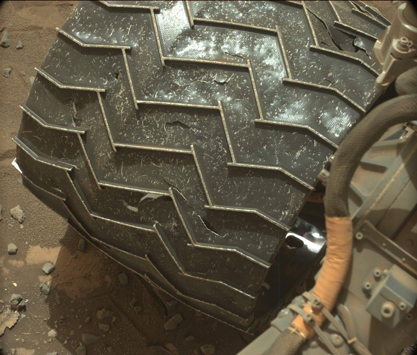 Nasa's Mars rover Curiosity acquired this image using its Mast Camera (Mastcam) on Sol 989