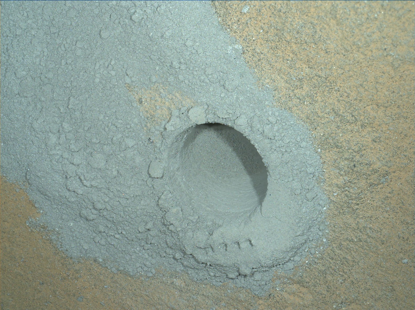 Nasa's Mars rover Curiosity acquired this image using its Mars Hand Lens Imager (MAHLI) on Sol 1124