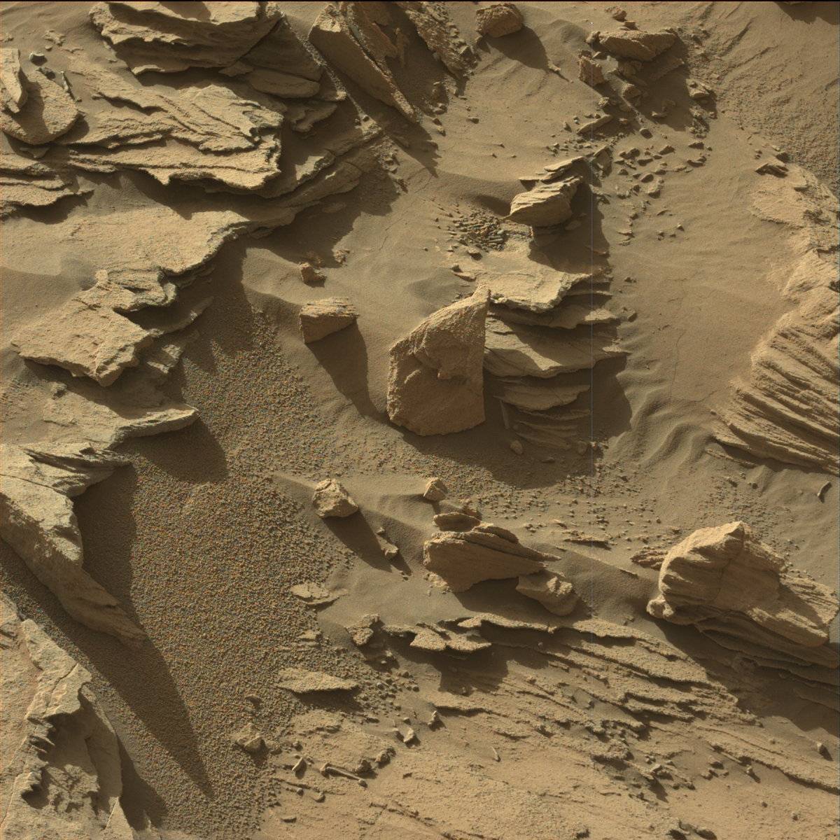 Nasa's Mars rover Curiosity acquired this image using its Mast Camera (Mastcam) on Sol 1302