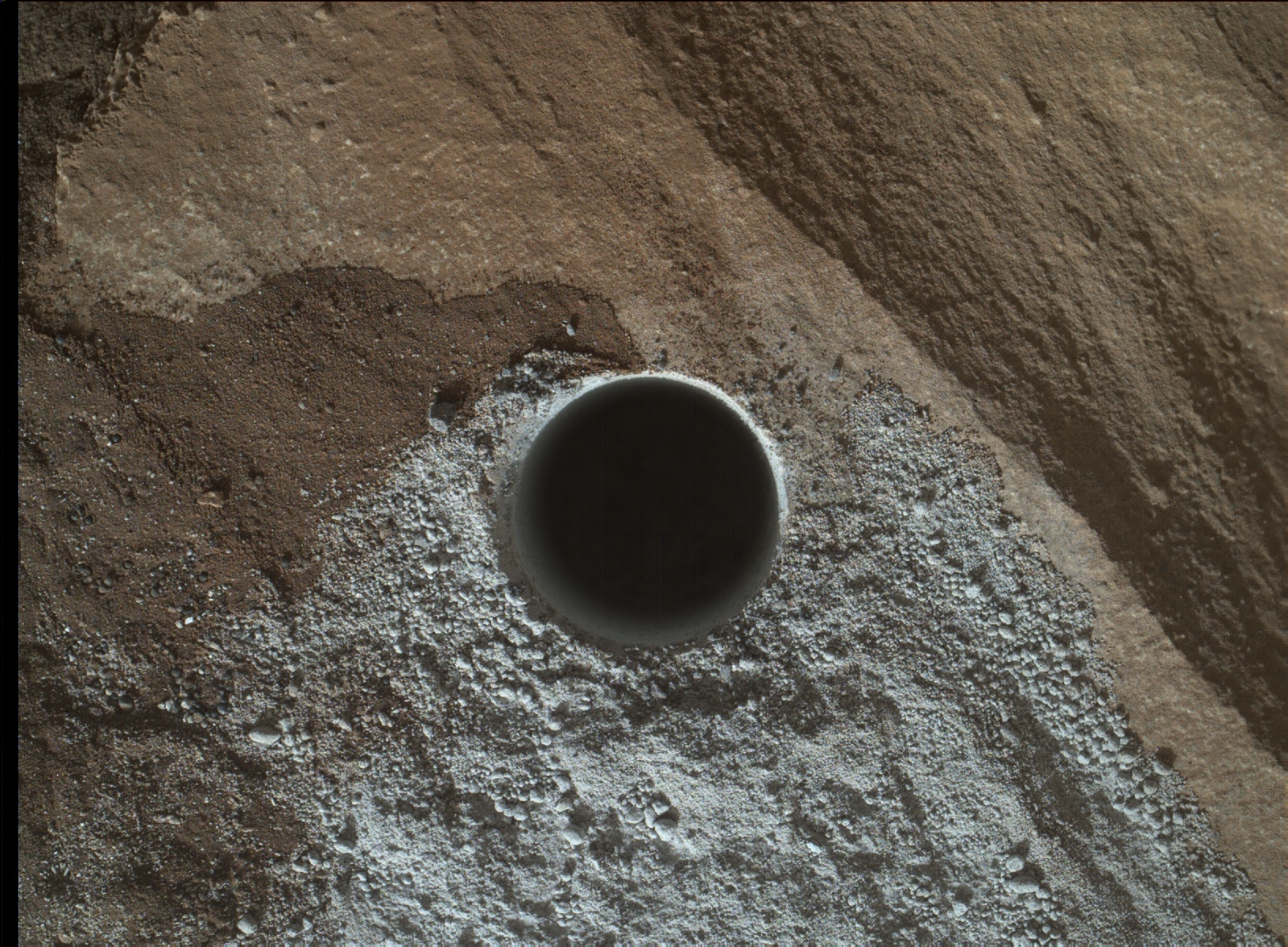Nasa's Mars rover Curiosity acquired this image using its Mars Hand Lens Imager (MAHLI) on Sol 1321