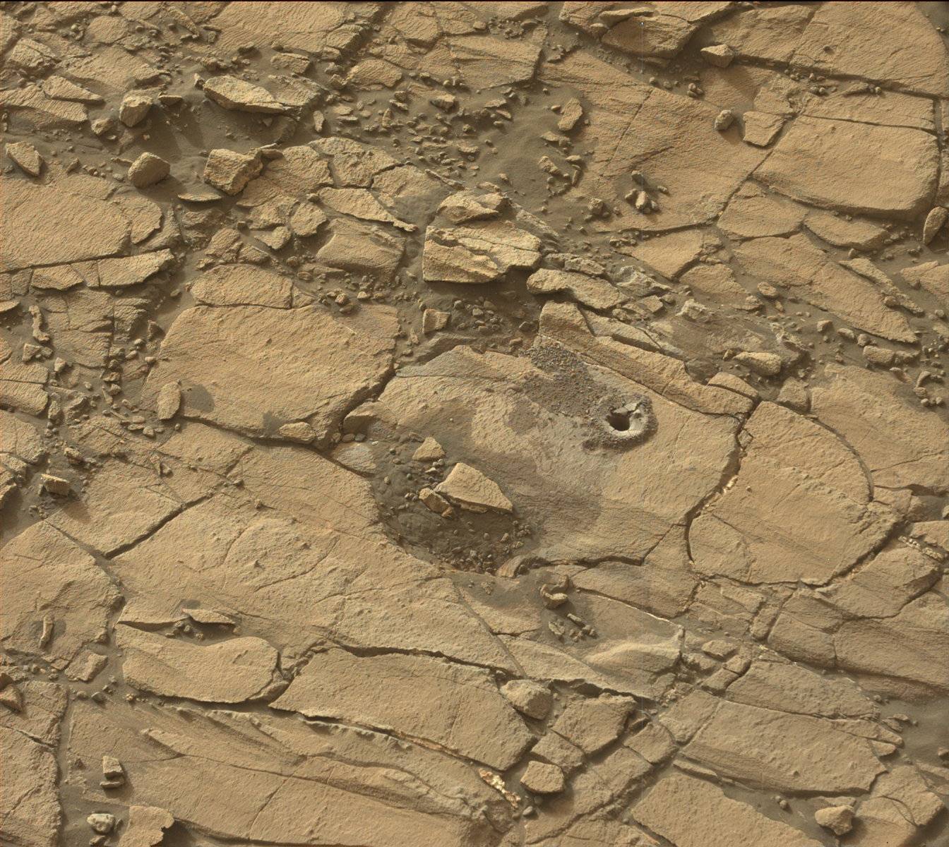 Nasa's Mars rover Curiosity acquired this image using its Mast Camera (Mastcam) on Sol 1422