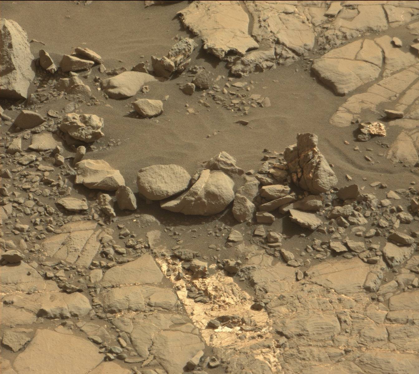 Nasa's Mars rover Curiosity acquired this image using its Mast Camera (Mastcam) on Sol 1429