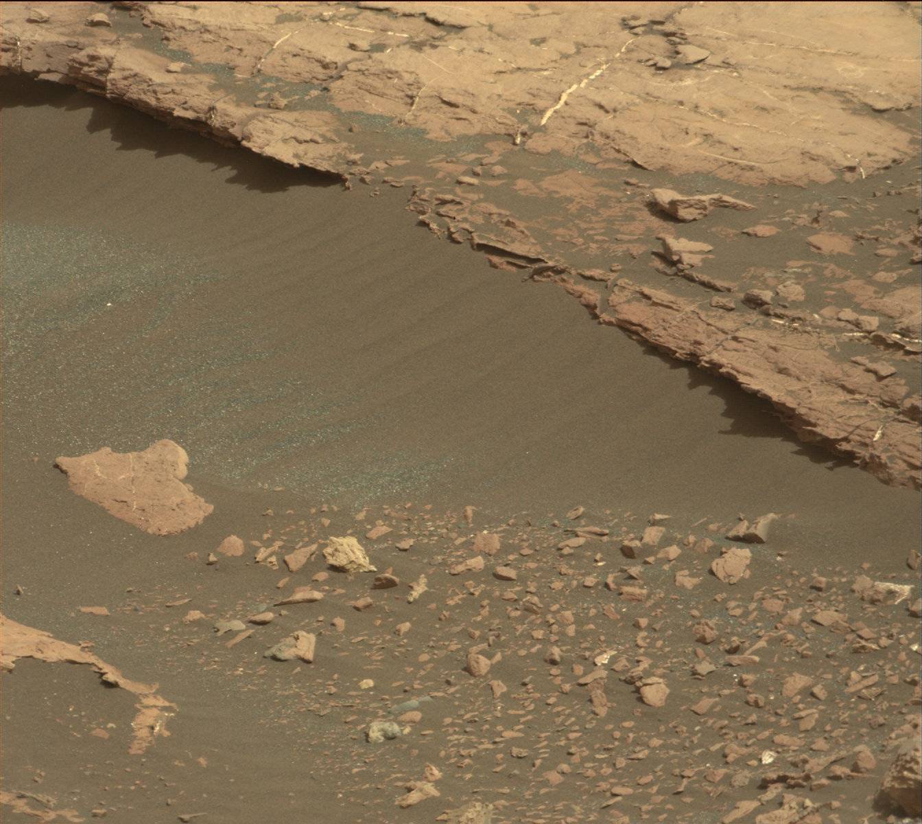 Nasa's Mars rover Curiosity acquired this image using its Mast Camera (Mastcam) on Sol 1525