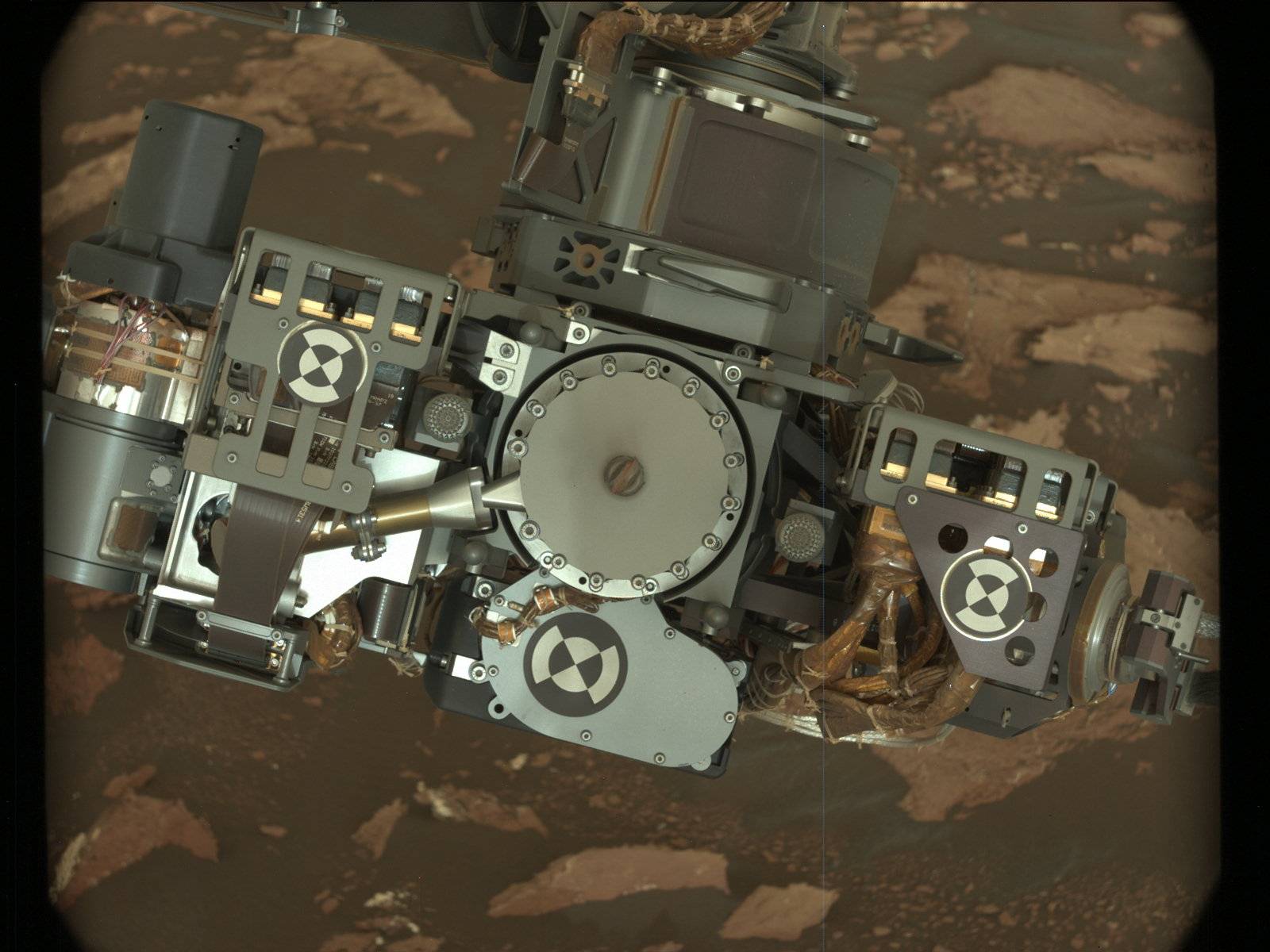 Nasa's Mars rover Curiosity acquired this image using its Mast Camera (Mastcam) on Sol 1535