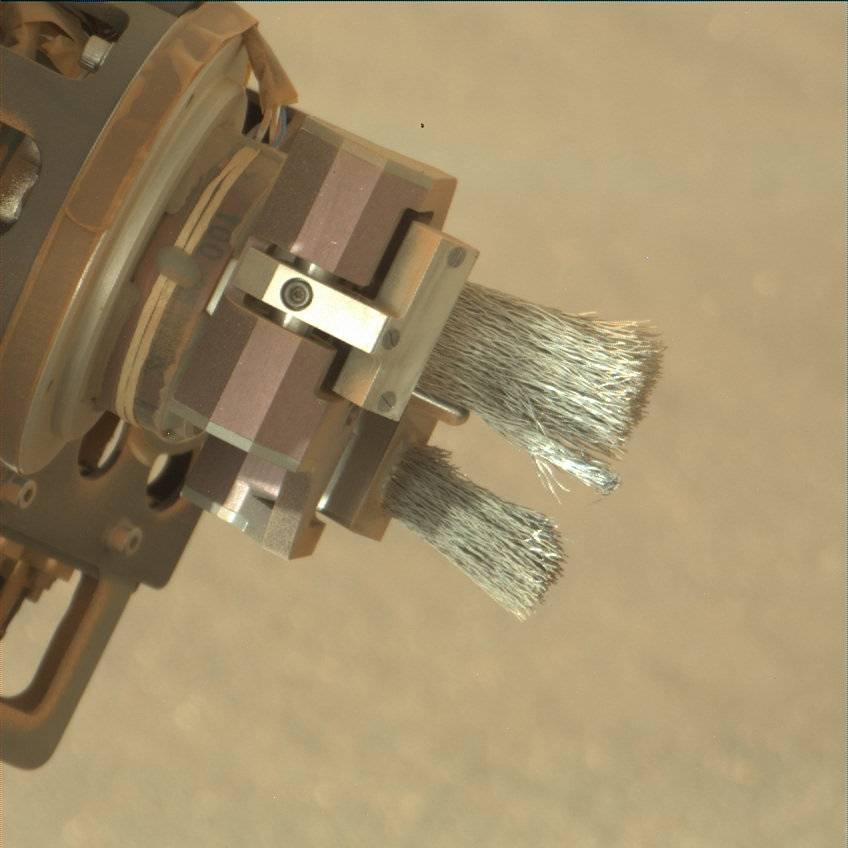 Nasa's Mars rover Curiosity acquired this image using its Mast Camera (Mastcam) on Sol 1736