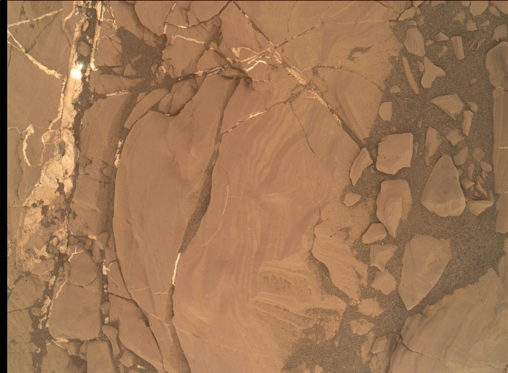 Nasa's Mars rover Curiosity acquired this image using its Mars Hand Lens Imager (MAHLI) on Sol 1811