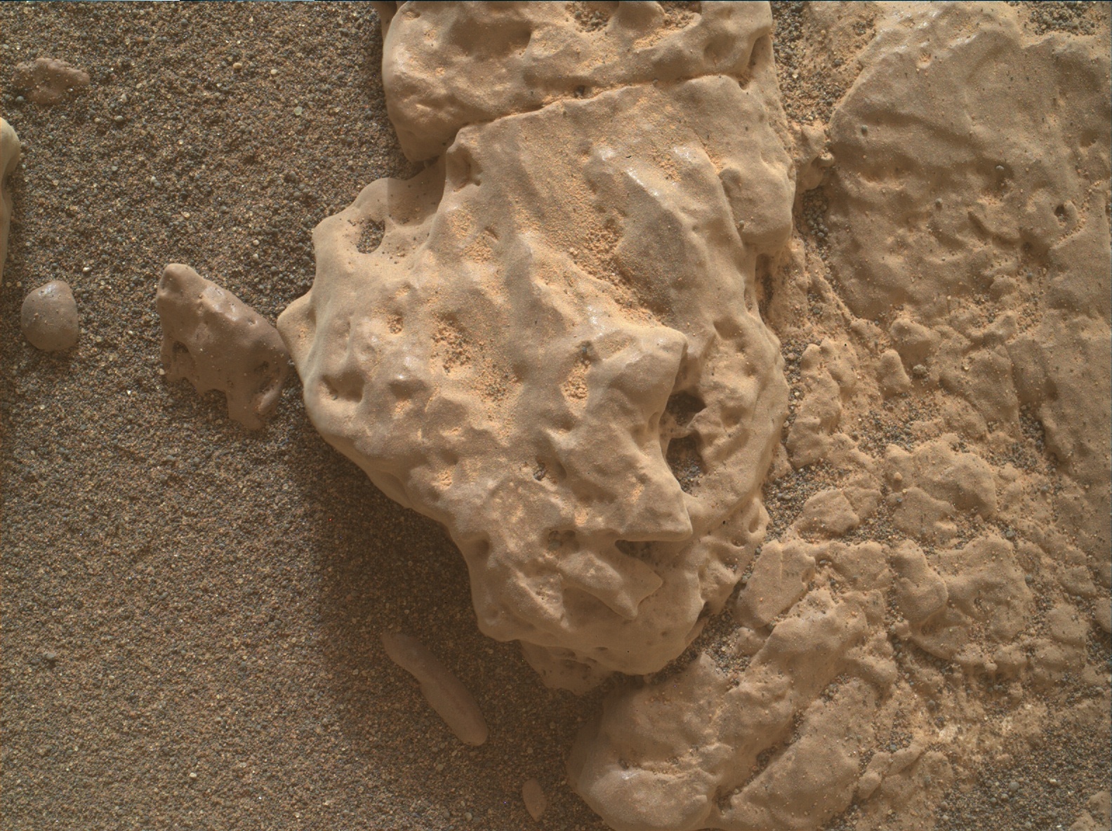 Nasa's Mars rover Curiosity acquired this image using its Mars Hand Lens Imager (MAHLI) on Sol 2316