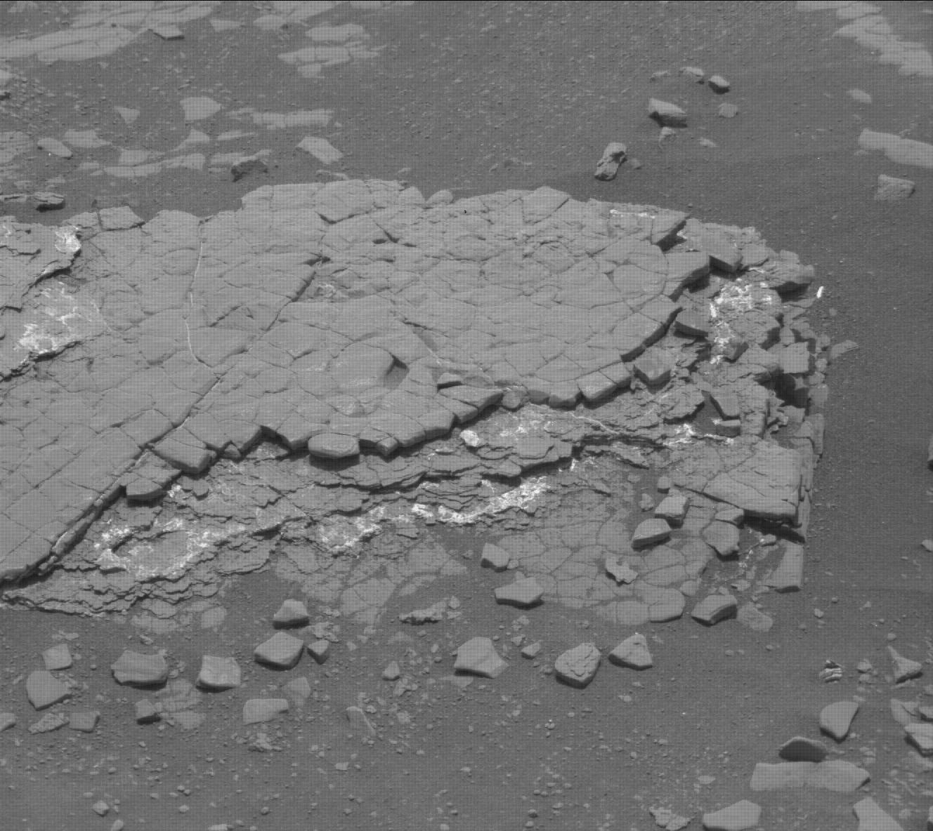 MARS: CURIOSITY u krateru  GALE Vol II. - Page 38 2359MR0125040011001578C00_DXXX