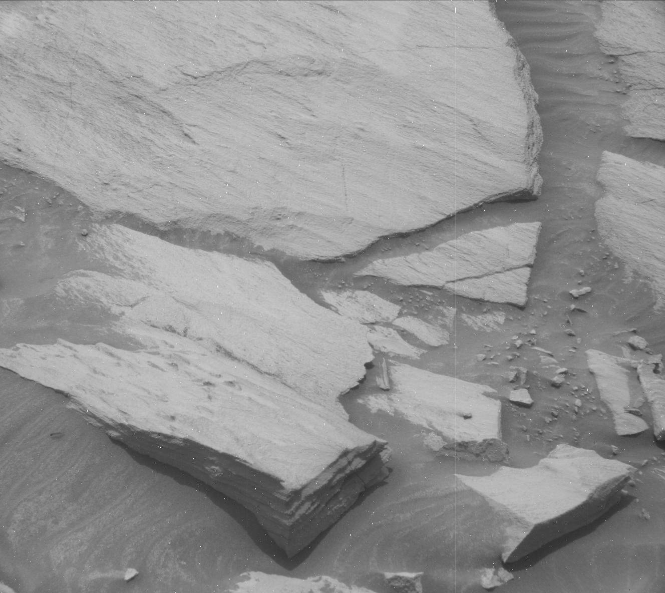 Nasa's Mars rover Curiosity acquired this image using its Mast Camera (Mastcam) on Sol 2725
