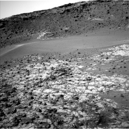 Nasa's Mars rover Curiosity acquired this image using its Left Navigation Camera on Sol 862, at drive 2414, site number 44