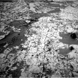 Nasa's Mars rover Curiosity acquired this image using its Left Navigation Camera on Sol 862, at drive 2528, site number 44