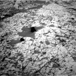 Nasa's Mars rover Curiosity acquired this image using its Left Navigation Camera on Sol 862, at drive 2648, site number 44