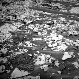 Nasa's Mars rover Curiosity acquired this image using its Left Navigation Camera on Sol 862, at drive 2684, site number 44