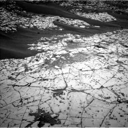 Nasa's Mars rover Curiosity acquired this image using its Left Navigation Camera on Sol 862, at drive 2888, site number 44