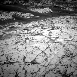 Nasa's Mars rover Curiosity acquired this image using its Left Navigation Camera on Sol 862, at drive 2900, site number 44