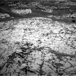 Nasa's Mars rover Curiosity acquired this image using its Left Navigation Camera on Sol 862, at drive 2918, site number 44
