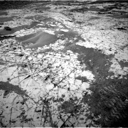 Nasa's Mars rover Curiosity acquired this image using its Right Navigation Camera on Sol 862, at drive 2462, site number 44