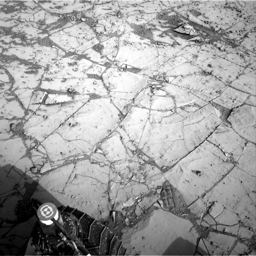 Nasa's Mars rover Curiosity acquired this image using its Right Navigation Camera on Sol 862, at drive 2958, site number 44