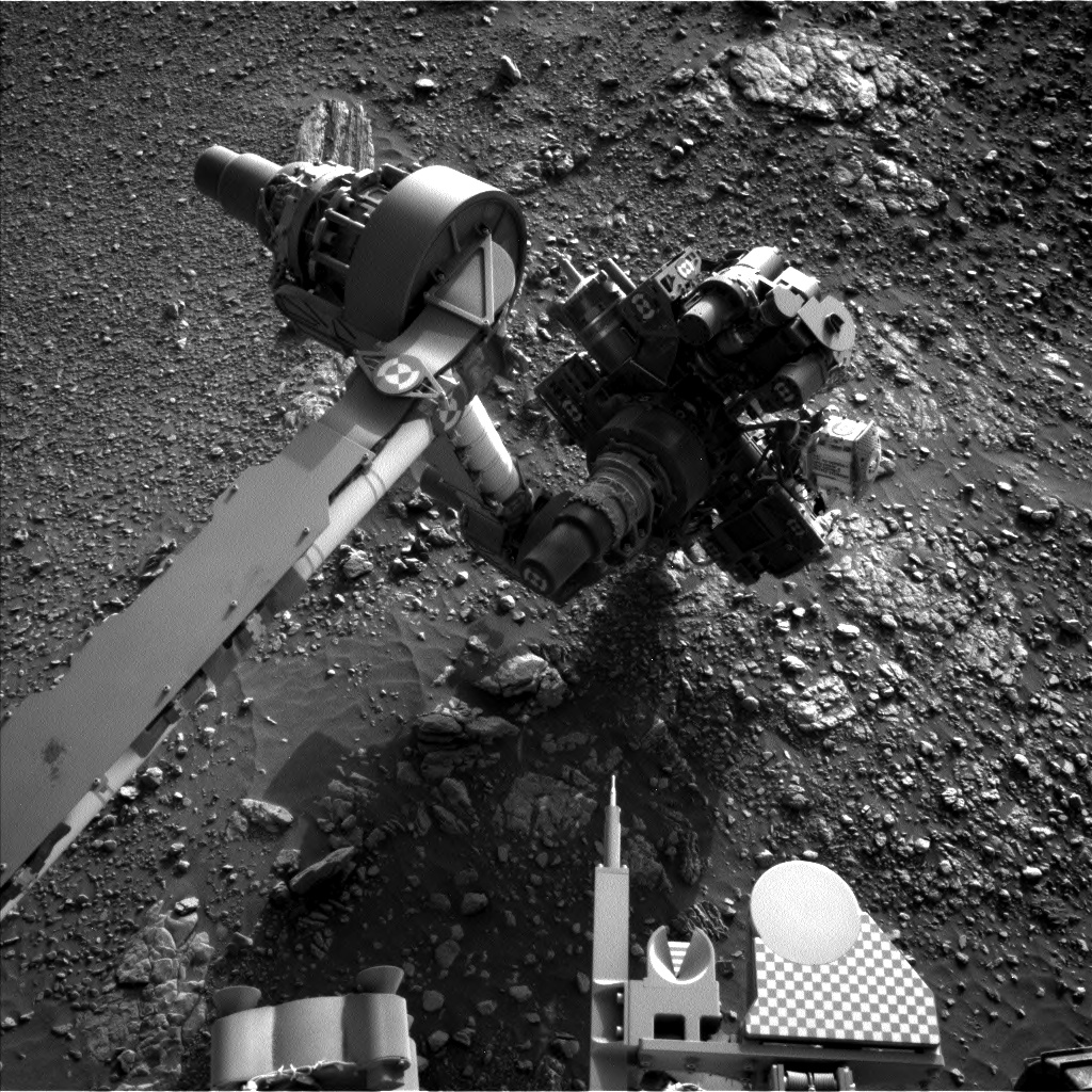Nasa's Mars rover Curiosity acquired this image using its Left Navigation Camera on Sol 2474, at drive 2360, site number 76