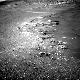 Nasa's Mars rover Curiosity acquired this image using its Left Navigation Camera on Sol 2475, at drive 2450, site number 76