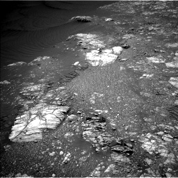 Nasa's Mars rover Curiosity acquired this image using its Left Navigation Camera on Sol 2475, at drive 2486, site number 76