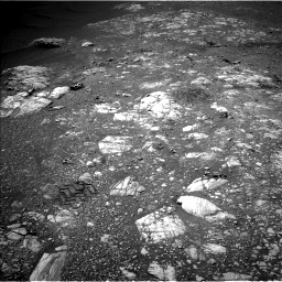 Nasa's Mars rover Curiosity acquired this image using its Left Navigation Camera on Sol 2475, at drive 2498, site number 76