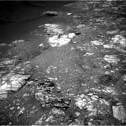 Nasa's Mars rover Curiosity acquired this image using its Right Navigation Camera on Sol 2475, at drive 2486, site number 76