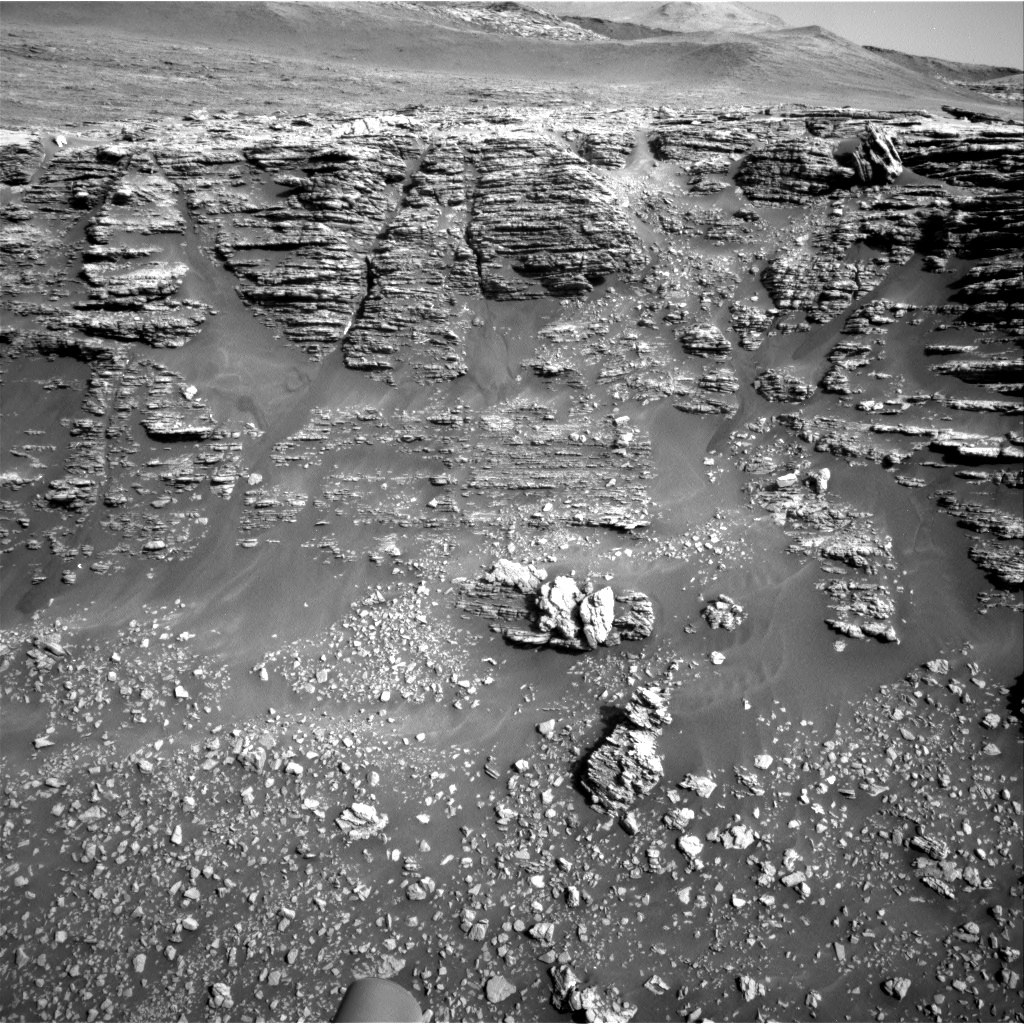 Nasa's Mars rover Curiosity acquired this image using its Right Navigation Camera on Sol 2475, at drive 2594, site number 76
