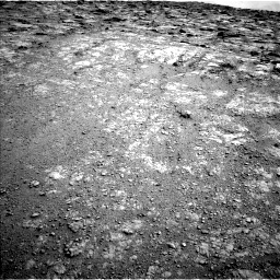 Nasa's Mars rover Curiosity acquired this image using its Left Navigation Camera on Sol 2480, at drive 2918, site number 76