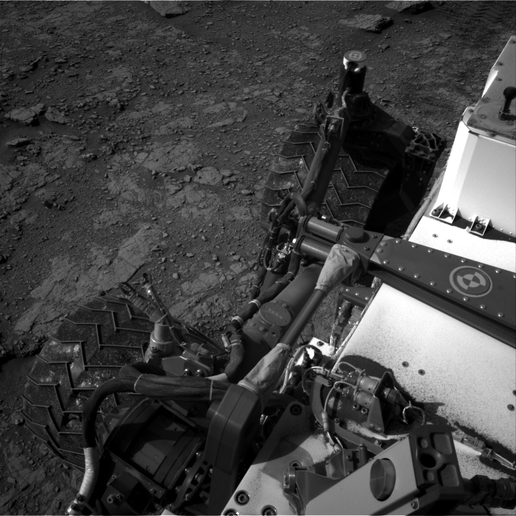 Nasa's Mars rover Curiosity acquired this image using its Right Navigation Camera on Sol 2480, at drive 2930, site number 76