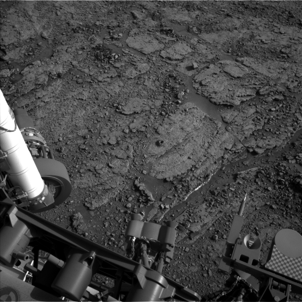 Nasa's Mars rover Curiosity acquired this image using its Left Navigation Camera on Sol 2490, at drive 3002, site number 76