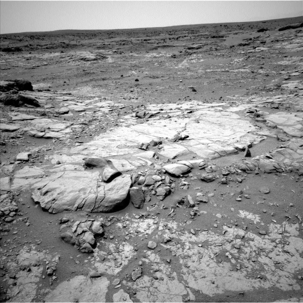 Nasa's Mars rover Curiosity acquired this image using its Left Navigation Camera on Sol 272, at drive 0, site number 6